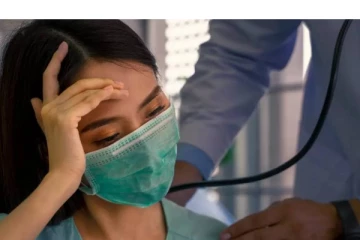 கொரோனாவில் இருந்து குணமடைந்தவர்கள் சந்திக்கும் உடல் நல பாதிப்புகள் என்னென்ன? அதில் இருந்து மீள்வதற்கான வழிமுறைகள் இதோ