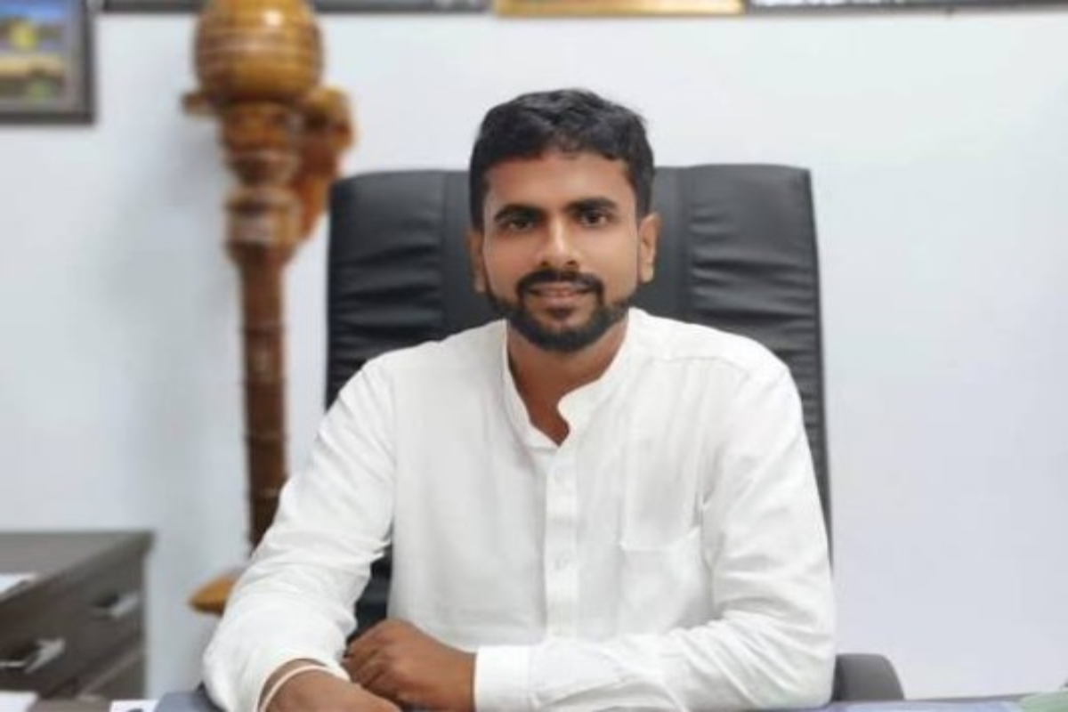 வவுனியா முதல்வர், சாவகச்சேரி உப தவிசாளர் அதிரடி பதவி நீக்கம் | Vavuniya Chairman Chavakachcheri Dep Chair Removed வவுனியா முதல்வர், சாவகச்சேரி உப தவிசாளர் அதிரடி பதவி நீக்கம் | Vavuniya Chairman Chavakachcheri Dep Chair Removed