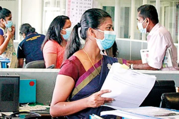 அரச ஊழியர்களுக்கு சம்பளம் தொடர்பில் வெளிவந்த மகிழ்ச்சி தகவல்