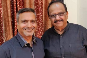 பாடகர் எஸ்.பி.பி. சரணுக்கு நடிகையுடன் திருமணமா?- புகைப்படம் வைரல்