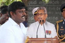 இராணுவ ஆட்சியை ஏற்படுத்துவதற்கான ஆரம்ப கட்ட நடவடிக்கையில் ஜனாதிபதி: சாள்ஸ் கவலை