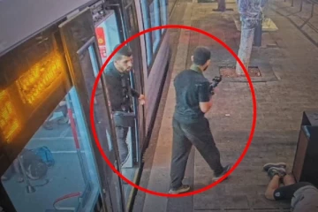 இஸ்ரேலிய தலைநகரில் பயங்கரவாத தாக்குதல்: பொதுமக்கள் மீது கண்மூடித்தனமாக துப்பாக்கி சூடு