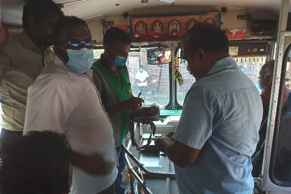புங்குடுதீவு - இறுப்பிட்டி பகுதி மக்களின் நலன்கருதி பேருந்து சேவை ஆரம்பம்!  (Photos) | Douglasdevananda Punkudutivu Srilanka