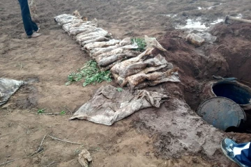 மட்டக்களப்பு பிரதேசத்தில் வெடிமருந்துகள் மற்றும் துப்பாக்கி மீட்பு (Photos)