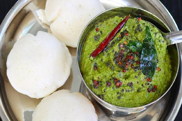 சுகரை சட்டுன்னு குறைக்கும் முருங்கை கீரை சட்னி... இந்த முறையில் செய்து கொடுங்க | Healthy And Tasty Drumstick Leaves Chutney Recipe