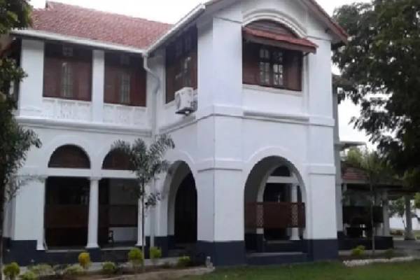 அரச உத்தியோகப்பூர்வ இல்லங்கள் தொடர்பில் மீண்டும் குழப்பம் | Hand Over 34 Former Houses To The Government அரச உத்தியோகப்பூர்வ இல்லங்கள் தொடர்பில் மீண்டும் குழப்பம் | Hand Over 34 Former Houses To The Government