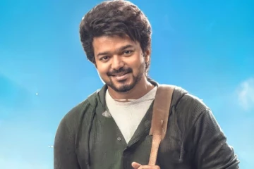 வாரிசு படத்தின் பிரபலத்திற்கு முத்தம் கொடுத்த விஜய்.. அவரே வெளியிட்ட புகைப்படம்