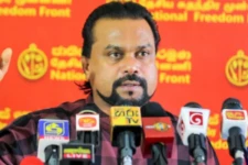 விடுதலைப் புலிகளின் சின்னங்கள் இருக்கவே கூடாது: விமல் காட்டம்