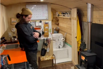 கனடாவில் வீட்டு பிரச்சனைக்கு நூதன முறையில் தீர்வு கண்ட தம்பதி