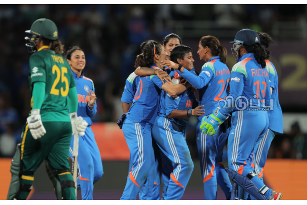 சாம்பியன் பட்டம் வென்ற இநந்திய மகளிர் அணி.. பல கோடி அள்ளி கொடுத்த BCCI! | Womens Cricket Win Details Goes Viral சாம்பியன் பட்டம் வென்ற இநந்திய மகளிர் அணி.. பல கோடி அள்ளி கொடுத்த BCCI! | Womens Cricket Win Details Goes Viral