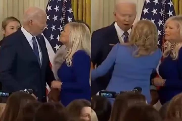 மனைவி முன் வேறொரு பெண்ணுக்கு முத்தம் கொடுக்க முயன்ற பைடன் - வைரலாகும் வீடியோ!