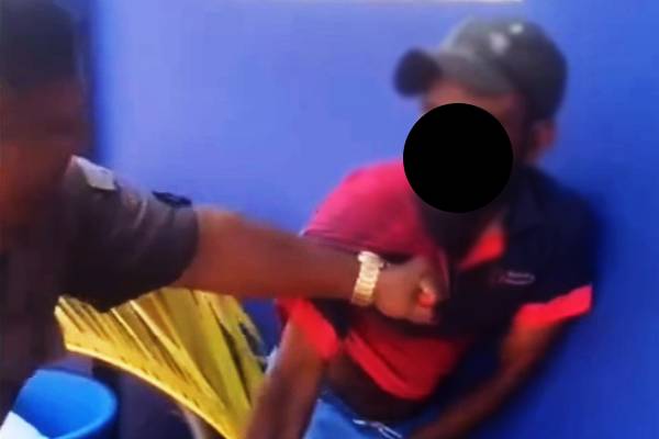 நோர்வேயில் இருந்து வந்தவரால் சரமாரியாக தாக்கப்பட்ட யாழ் கூலித்தொழிலாளி | Jaffna Laborer Assaulted By Norway Returnee