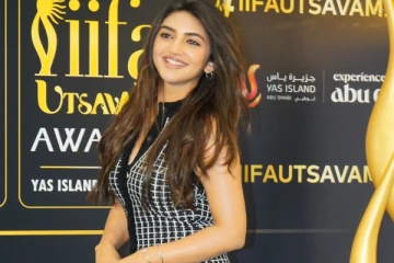 ஸ்ரீலீலா ஷார்ட் உடையில் விருது விழா பிரெஸ் மீட்டுக்கு கிளாமராக வந்திருக்கும் ஸ்டில்கள்