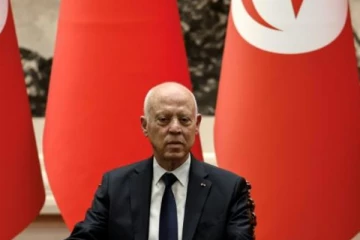 திடீர் பதவிநீக்கம் செய்யப்பட்ட துனிசியா பிரதமர்