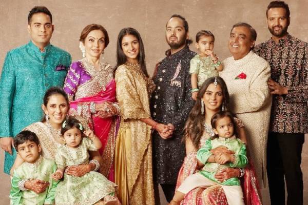 அம்பானி மருமகள் ராதிகா மெர்ச்சண்ட்-ஆ இது!! பேக்லச் ஆடையில் மிரட்டுறாங்க.. | Anant Ambani Wife Radhika Merchant Recent Photos அம்பானி மருமகள் ராதிகா மெர்ச்சண்ட்-ஆ இது!! பேக்லச் ஆடையில் மிரட்டுறாங்க.. | Anant Ambani Wife Radhika Merchant Recent Photos