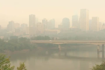 காட்டுத்தீ காரணமாக கனேடிய மாகாணமொன்றில் விடுக்கப்பட்டுள்ள எச்சரிக்கை