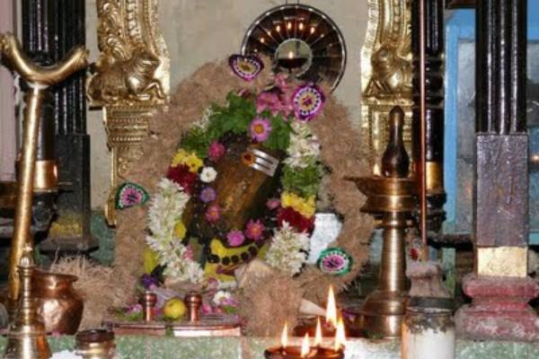 இன்று ஆவணி மாத அமாவாசை.., சதுரகிரியில் பக்தர்கள் சாமி தரிசனம் | Aavani Amavasai Sathuragiri Devotees Crowd