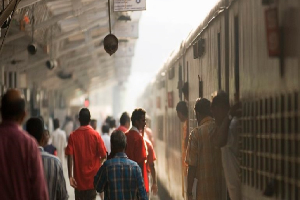 ரயில் பயண கட்டணம் உயர்வு - எவ்வளவு தெரியுமா? | Indian Railway Fare Hike Full Details ரயில் பயண கட்டணம் உயர்வு - எவ்வளவு தெரியுமா? | Indian Railway Fare Hike Full Details