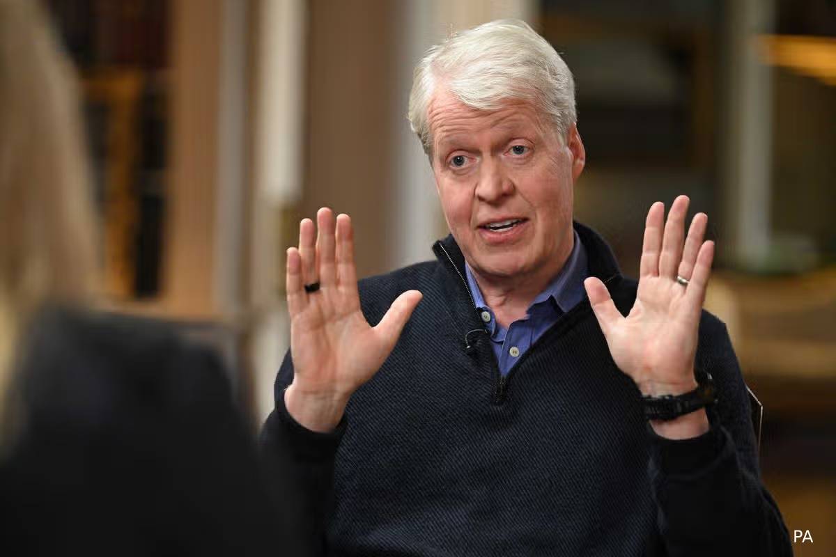 தவறான தகவல்... மன்னிப்புக் கேட்ட இளவரசி டயானாவின் சகோதரர் | Diana Brother Earl Spencer Apology To Piers Morgan தவறான தகவல்... மன்னிப்புக் கேட்ட இளவரசி டயானாவின் சகோதரர் | Diana Brother Earl Spencer Apology To Piers Morgan