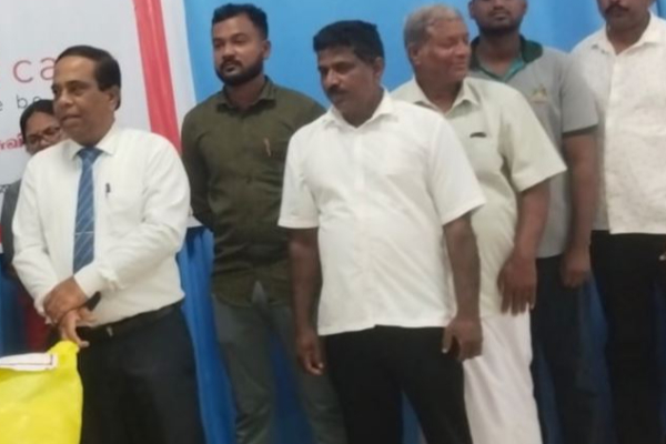 வடக்கு - கிழக்கு மாகாணங்களில் வழங்கி வைக்கப்பட்ட வெள்ள நிவாரண தொகை | Amount Of Flood Relief Provided வடக்கு - கிழக்கு மாகாணங்களில் வழங்கி வைக்கப்பட்ட வெள்ள நிவாரண தொகை | Amount Of Flood Relief Provided