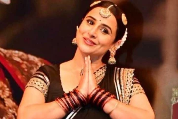 உடற்பயிற்சி இல்லாமல் உடல் எடையை குறைத்தது எப்படி?- ஓபனாக கூறிய பாலிவுட் நடிகை வித்யா பாலன்