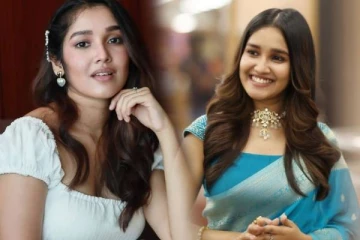 மிரர் செல்ஃபியில் இப்படியொரு போஸ்!! 18 வயதான நடிகை அனிகாவின் லேட்டஸ்ட் புகைப்படங்கள்..