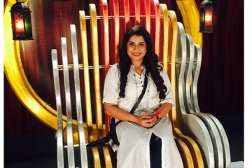 பிக்பாஸ் வீட்டுக்குள் பிரபல தொகுப்பாளினி பிரியங்கா... லீக்கான புகைப்படம்!