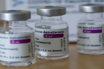 அஸ்ட்ராஜெனேகா தடுப்பூசியின் 3-வது டோஸ் மூலம் நோய் எதிர்ப்பு சக்தி அதிகரிப்பு