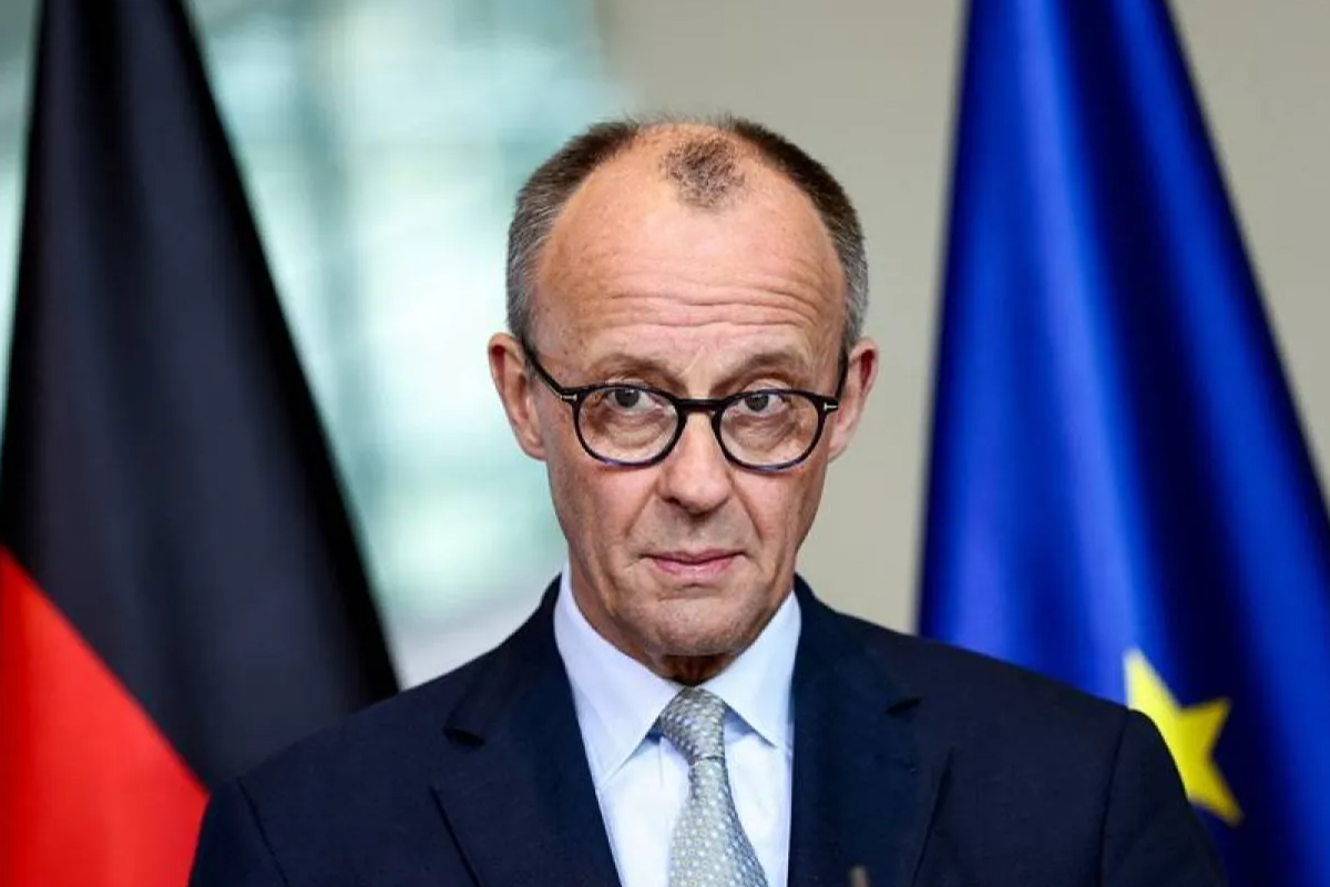 ஈரானுக்கு எதிரான அமெரிக்க - இஸ்ரேல் தாக்குதல் களத்தில் இணையும் ஜெர்மனி | Germany To Join Against Iran Operation Roaringlion ஈரானுக்கு எதிரான அமெரிக்க - இஸ்ரேல் தாக்குதல் களத்தில் இணையும் ஜெர்மனி | Germany To Join Against Iran Operation Roaringlion