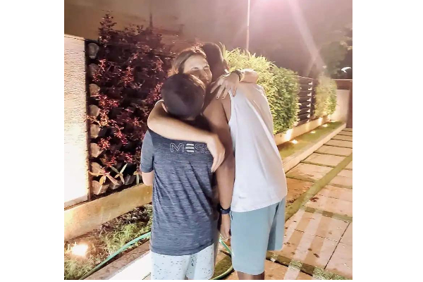 மாடர்னாக இருந்த ஐஸ்வர்யாவா இது? வைரல் புகைப்படம்! கேள்வி எழுப்பும் ரசிகர்கள் | Aishwarya Rajinikanth Temple Photo Viral