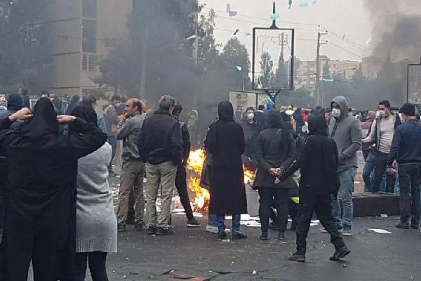 ஈரான் வான்வெளி... விமான நிறுவனங்களுக்கு ஐரோப்பிய ஒன்றியம் திடீர் அறிவுறுத்தல் | Eu Advises Airlines To Avoid