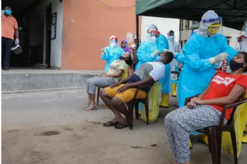 திருகோணமலையில் பொது சுகாதார பரிசோதகருக்கு கோவிட் தொற்று