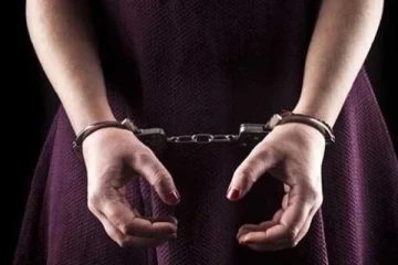 யாழில் சட்டவிரோத விற்பனையில் ஈடுபட்ட பெண் கைது