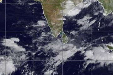 දිවයිනේ සියලුම පළාත්වලට ප්‍රබල අකුණු අනතුරු ඇඟවීමක් - කාලගුණ විද්‍යා දෙපාර්තමේන්තුවෙන් හදිසි නිවේදනයක්
