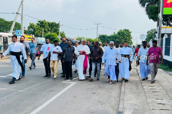 மன்னாரில் காற்றாலை மின் திட்டத்திற்கு எதிரான போராட்டம் : இன்றுடன் நிறைவு | Protest Wind Power Project In Mannar மன்னாரில் காற்றாலை மின் திட்டத்திற்கு எதிரான போராட்டம் : இன்றுடன் நிறைவு | Protest Wind Power Project In Mannar