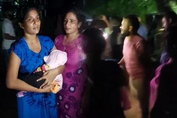 யாழில் பொலிஸாரின் காட்டுமிராண்டித்தனமான செயல்... குடும்பத்திருக்கு நேர்ந்த நிலை