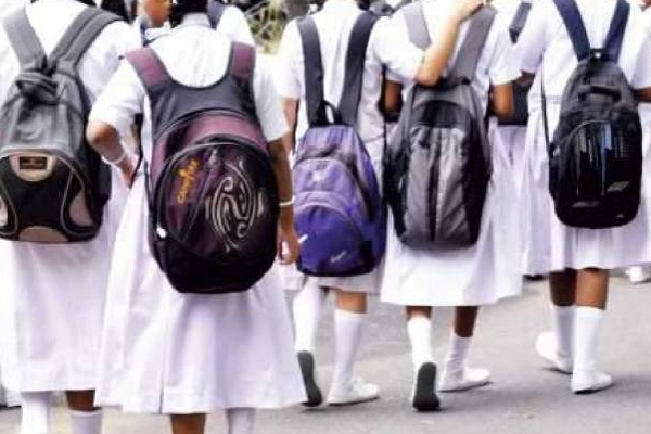 யாழ்ப்பாணத்தில் காணப்படும் இப்படியான ஒரு மோசமான நிலை! | Students In Jaffna Are Illiterate In Grade 9