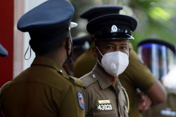 போலி வெளிநாட்டு வேலைகள் தொடர்பில் ஒருவர் அதிரடி கைது! | A Person Was Arrested Fake Foreign Jobs