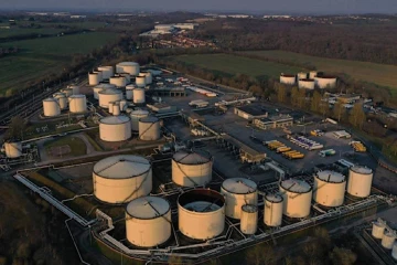 400 மில்லியன் பீப்பாய் எண்ணெய் விடுவிப்புக்கு IEA அனுமதி