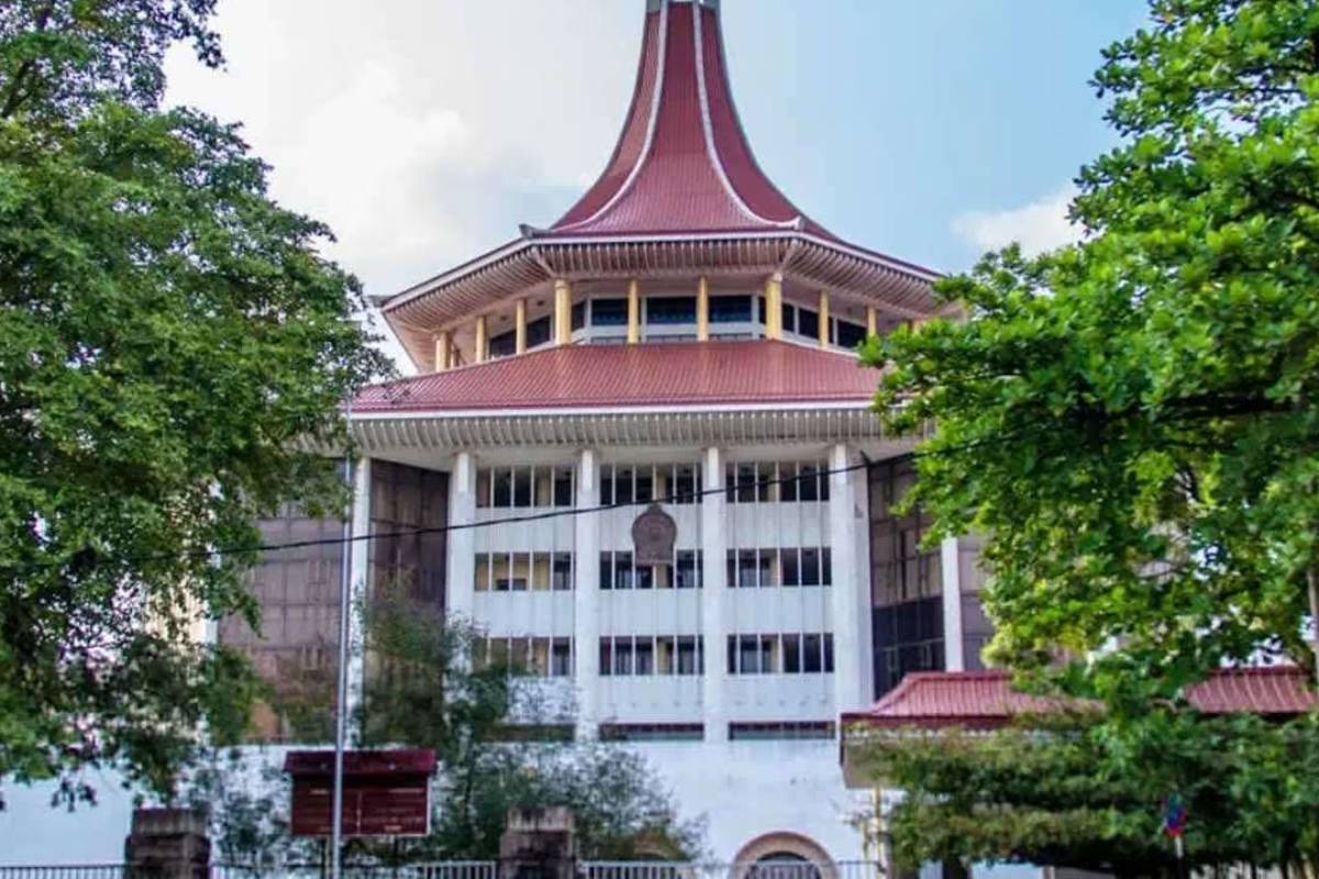 அரசியலமைப்பின் 22 ஆவது திருத்தச் சட்டமூலத்திற்கு எதிராக உயர் நீதிமன்றில் மனு தாக்கல்! | 22Nd Constitutional Amendment Bill Tabled In Parli