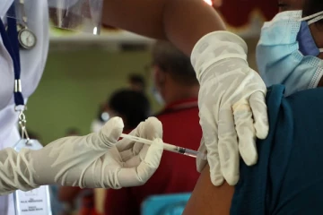 இலங்கையில் தடுப்பூசி செலுத்திக் கொள்ள விரும்பும் 20 - 29 வயதிற்கு உட்பட்டோருக்கு முக்கிய தகவல்