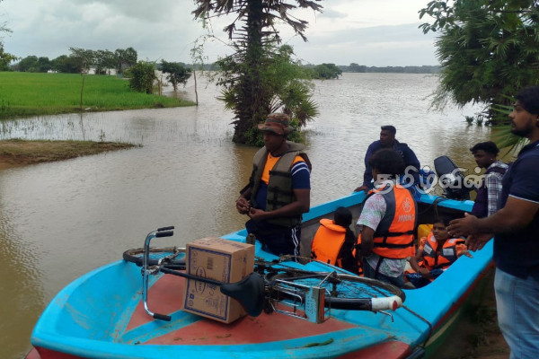 கிரான் - புலிபாய்ந்தகல் பகுதிக்கான போக்குவரத்துக்கு பாதிப்பு | Traffic To The Kiran Pulibainthakal Area Affected