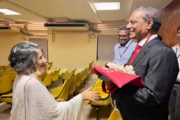 யாழ்ப்பாண பல்கலைக்கழகத்திற்கு வருகை தந்த ஜனாதிபதியின் மனைவி!