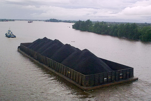 புத்தளத்துக்கு வந்த நிலக்கரிக்கப்பல் | A Coal Ship Arrived At Puttalam