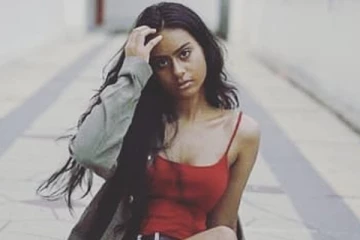 குடிபோதையில் ஆட்டம் போட்ட பிரபல நடிகரின் மகள்! ரசிகர்கள் விளாசல்