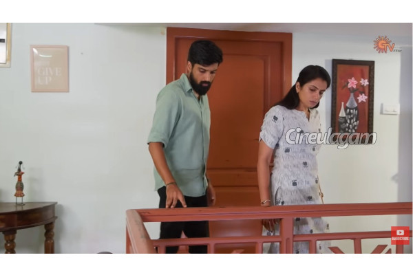 வீட்டிற்கு வந்த குணசேகரன், ஜனனி-சக்திக்கு வந்த ஷாக்கிங் நியுஸ்.. எதிர்நீச்சல் தொடர்கிறது புரொமோ | Ethirneechal Serial Next Storyline Details வீட்டிற்கு வந்த குணசேகரன், ஜனனி-சக்திக்கு வந்த ஷாக்கிங் நியுஸ்.. எதிர்நீச்சல் தொடர்கிறது புரொமோ | Ethirneechal Serial Next Storyline Details