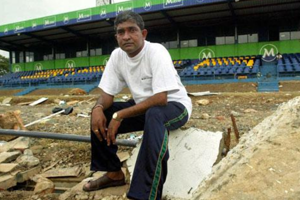 இலங்கையின் முன்னாள் கிரிக்கெட் வீரர் Jayananda Warnaweera காலமானார் | Ex Cricketer Jayananda Warnaweera Passes Away