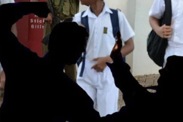 அட்டாளைச்சேனையில் ஆசிரியர் மீது தாக்குதல்: இரண்டு மாணவர்கள் கைது