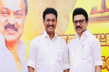 முன்னாள் அமைச்சர் அன்பில் மகேஸ் கைது ; அதிர்ச்சியில் திமுக