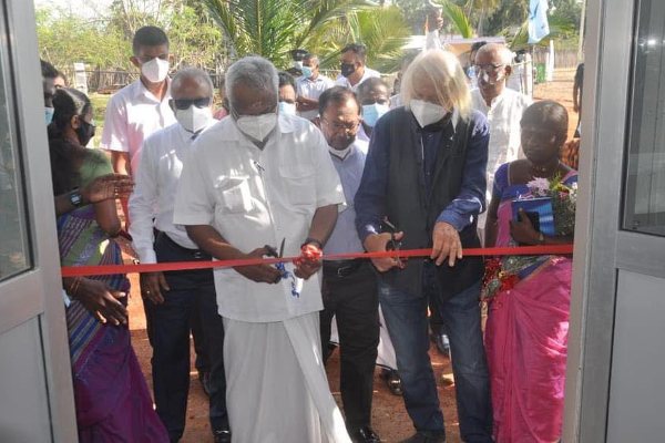 கடற்தொழில் அமைச்சரினால் மண்கும்பானில் ஆரம்பித்து வைக்கப்பட்ட படகுத் தொழிற்சாலை! (படங்கள்) - ஐபிசி தமிழ்